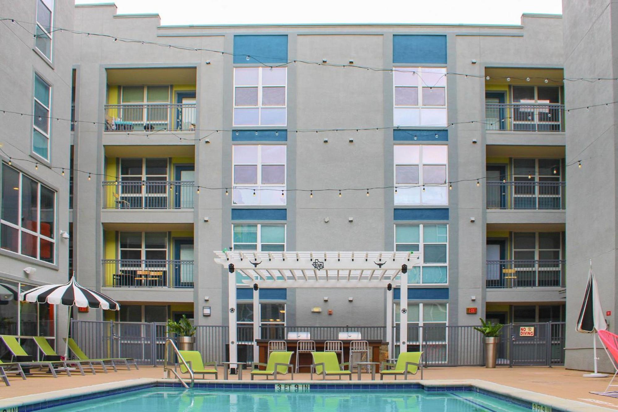 Upstay - Condo With Pool Gym Games And Bbq オースティン エクステリア 写真